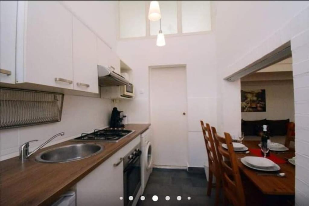Gallery Flat In Party District Budapest Eksteriør bilde